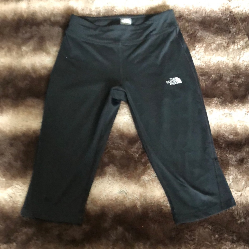 North Face black cropped leggings